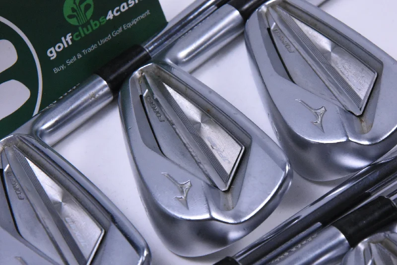 Sweet Breath Mizuno JPX 919 Forged Irons / 4-PW / Stiff Flex Dynamic Gold 105 S300 Shafts Sweet Breath Mizuno JPX 919 Forged Irons / 4-PW / Stiff Flex Dynamic Gold 105 S300 Shafts