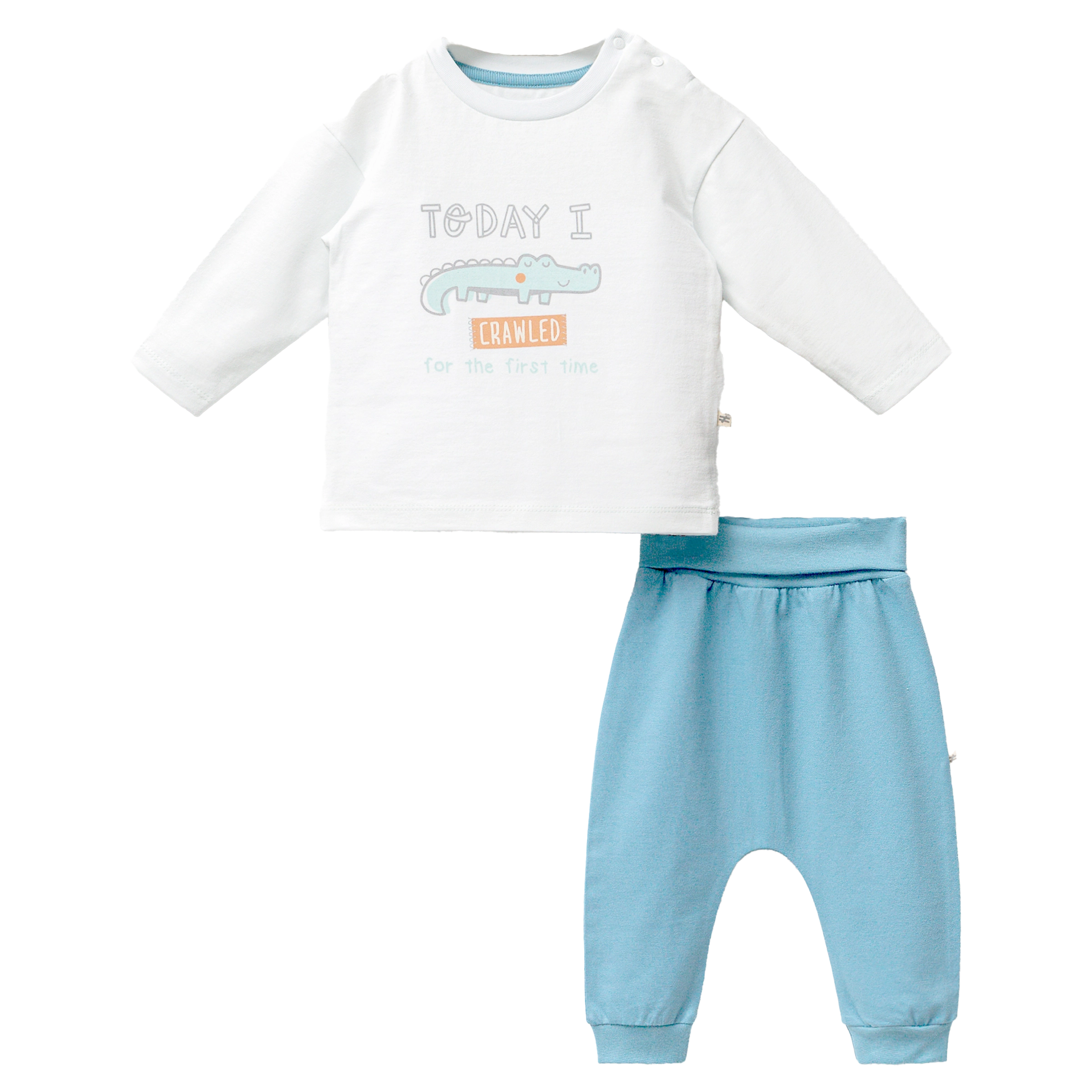 Warm Chic White Croc Graphic Outfit