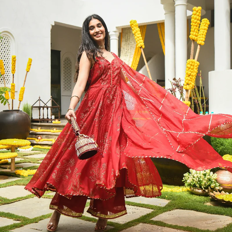 Minimal Style Laxmi Doria Suit Set