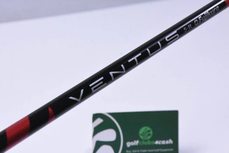 Easy Fashion Fujikura Ventus Red 5 Driver Shaft / Regular Flex / Taylormade 2nd Gen Easy Fashion Fujikura Ventus Red 5 Driver Shaft / Regular Flex / Taylormade 2nd Gen