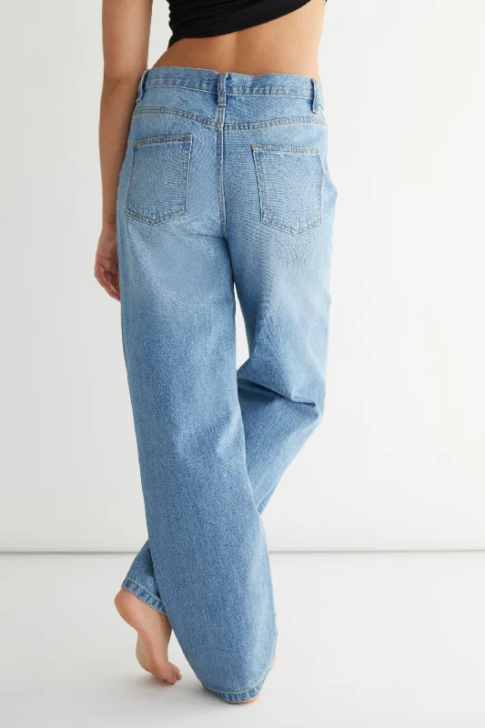Light Fit RELAXED FIT JEANS