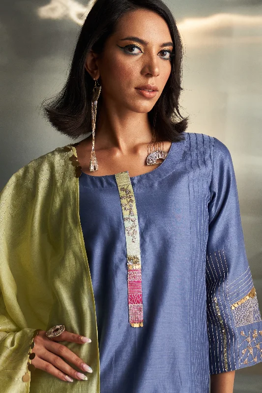 Soft Clothing miSr Embroidered Flared Sleeve Kurta Set (2 Dupatta Options)