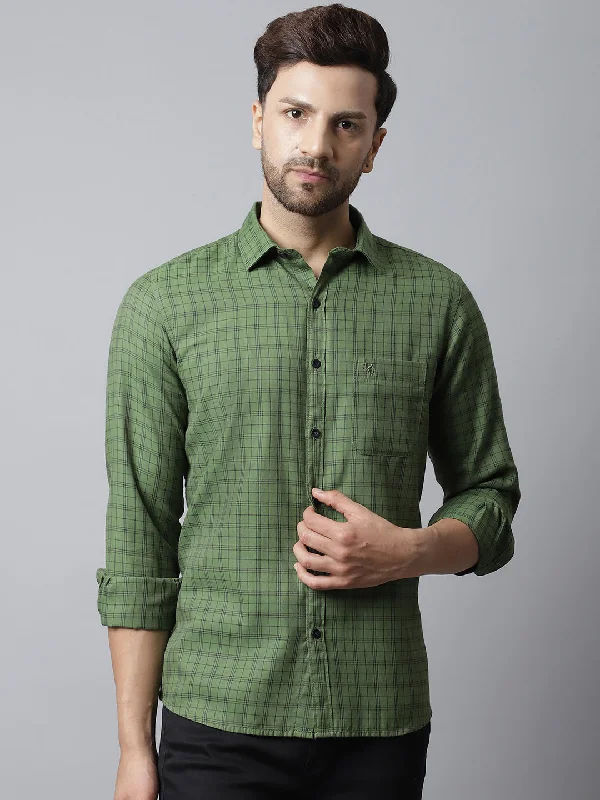 Comfortable down Men's Green Casual Medium Checks Full Sleeve Shirt