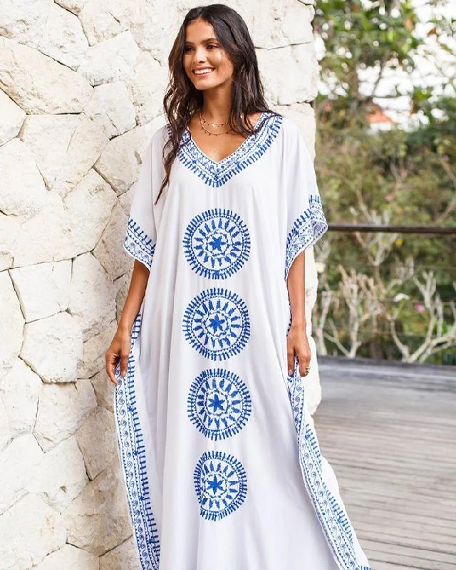 Age-reducing Style Embroidered Long Kaftan Dress