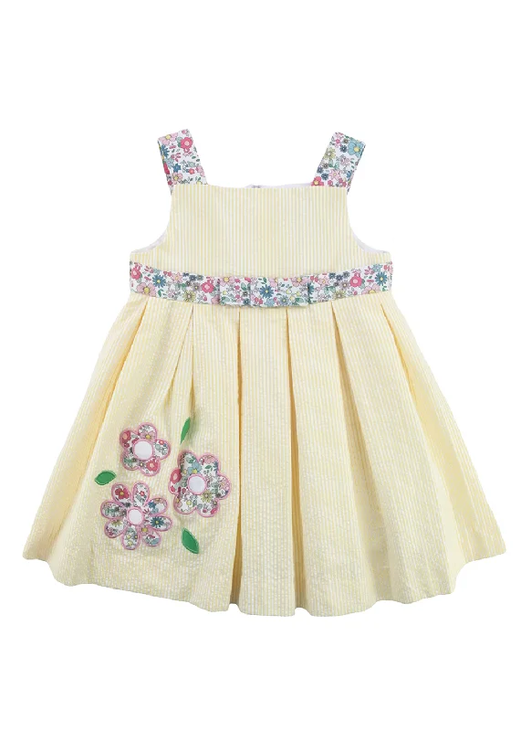 Casual Elegance Seersucker Dress With Flowers