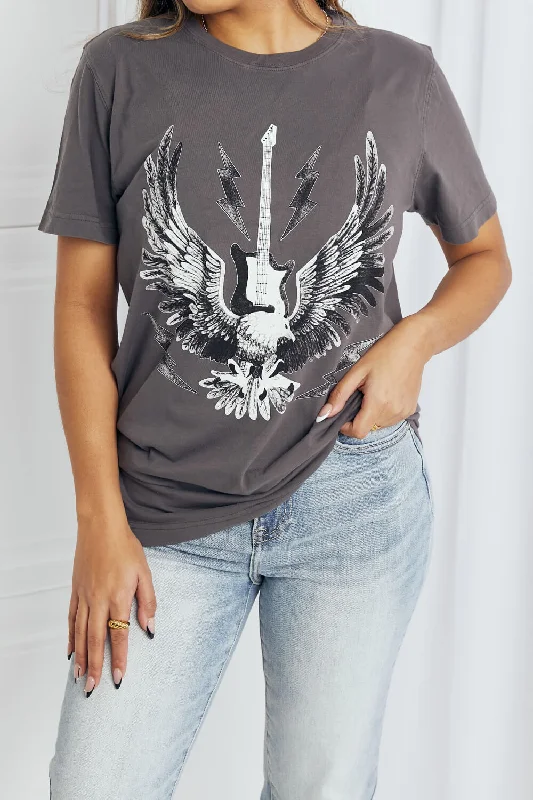 Relaxed Wear mineB Full Size Eagle Graphic Tee Shirt