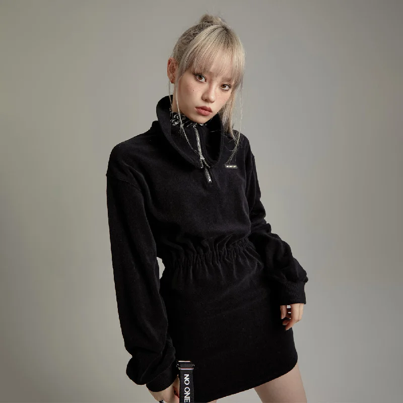 Minimal Comfort Big Collar Half Zip-Up Velvet Dress