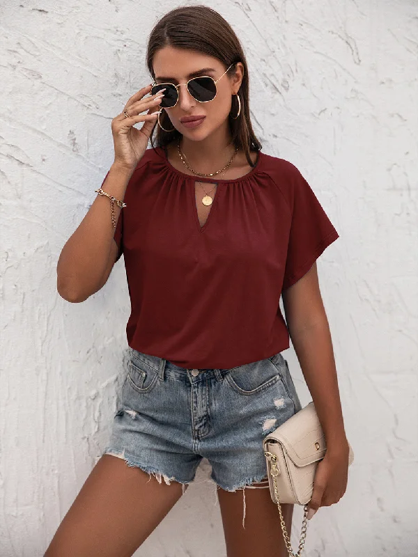 High-end Design Cutout Round Neck T-Shirt