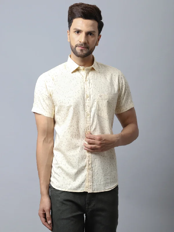 Layered Comfort Men's Light Yellow Casual Abstract Print Full Sleeve Shirt