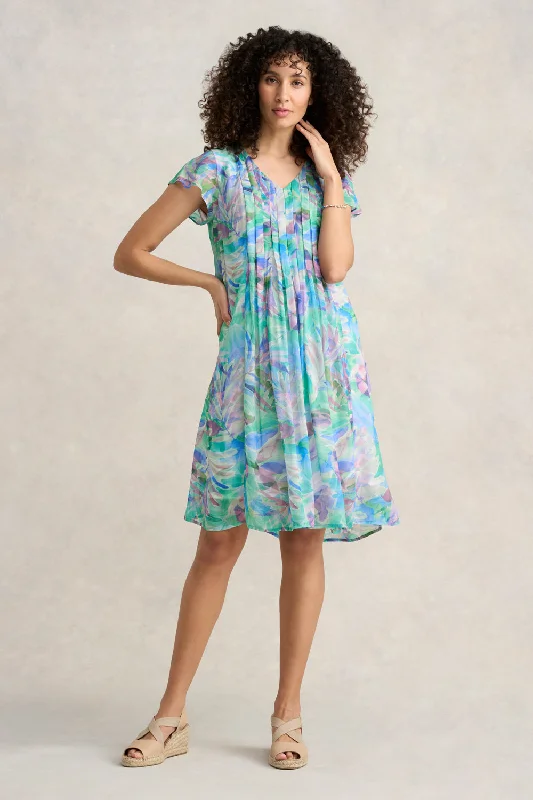 Modern Comfort Flutter Sleeve Print Dress