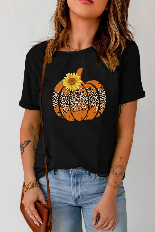 Elegant And Elegant Floral Pumpkin Graphic Tee