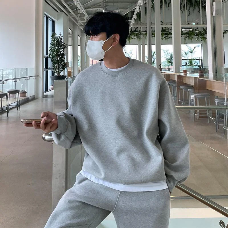 Gray top + Gray pants