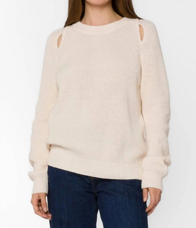 Classic Color Roya Cutout Sweater In Natural