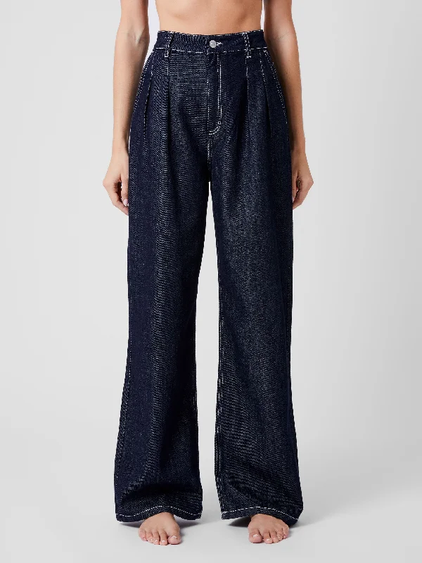Fashionable Items Finley Denim Wide Leg Jeans 32 Inch