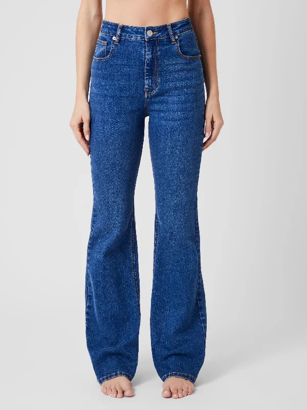 Goddess Outfit Toms Denim Flared Jeans