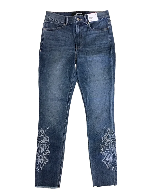 Soft And Comfortable Blue Denim Jeans Skinny Express, Size 6
