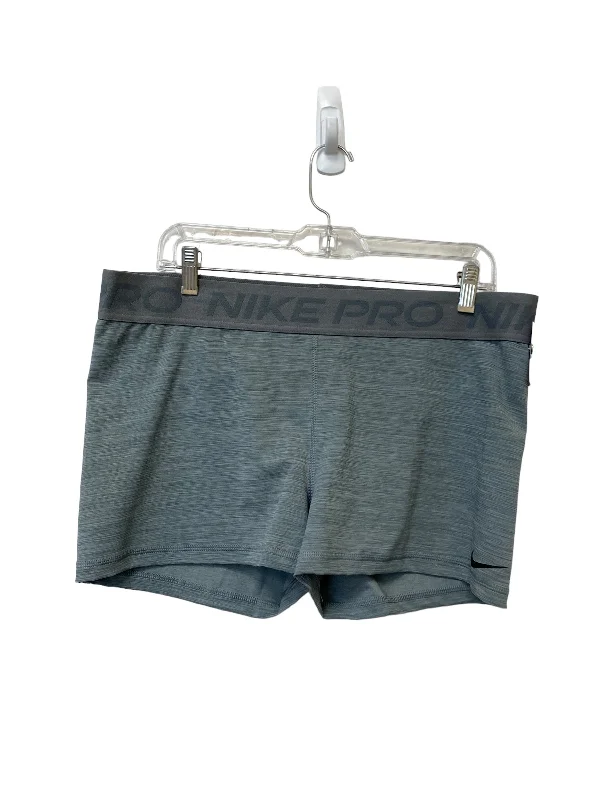 Classic Series Athletic Shorts By Nike Apparel  Size: 2x