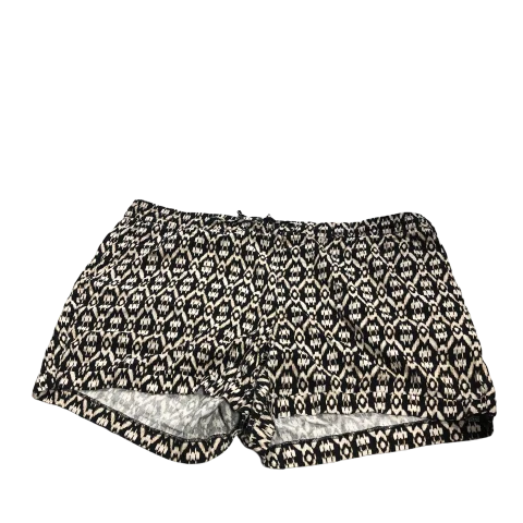 Boutique Recommendation Black & Cream Shorts Old Navy, Size 3x