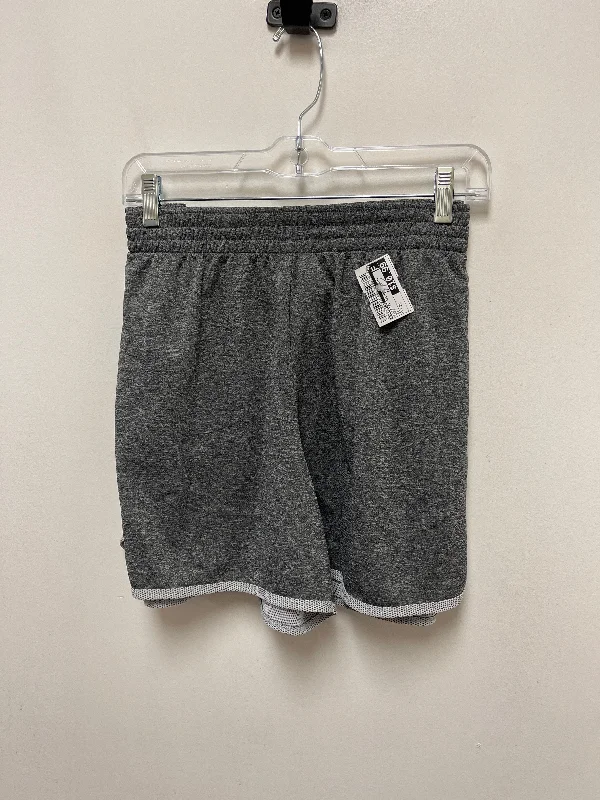 Cozy Lifestyle Grey Athletic Shorts Champion, Size 2x