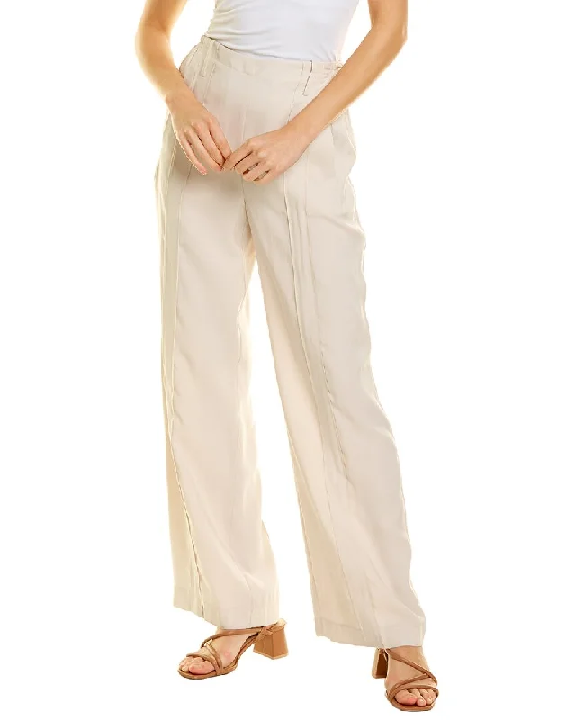 Age-reducing Style Lorena Antoniazzi Pant