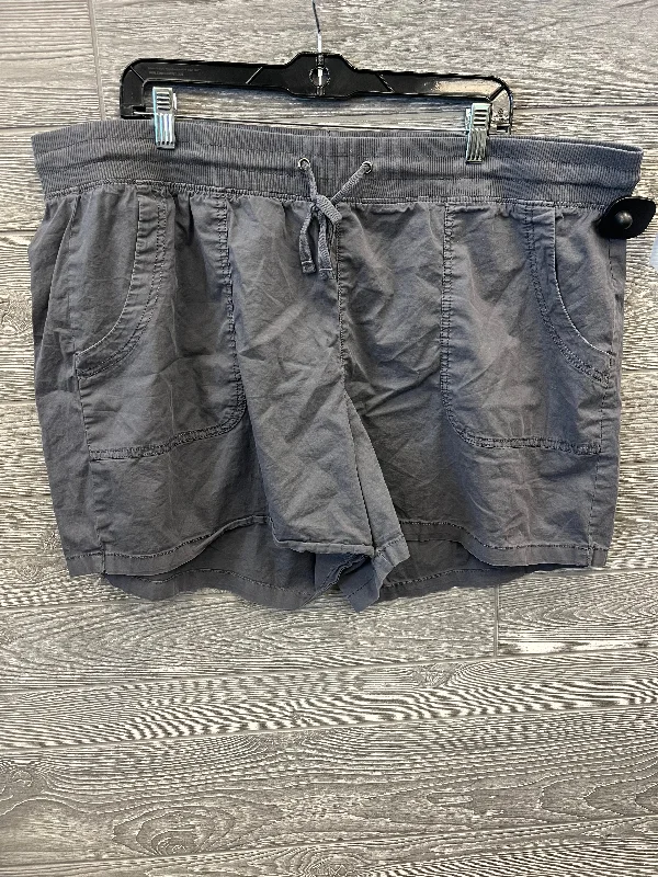 All-Day Outfits Shorts By Evri In Grey, Size: 20w