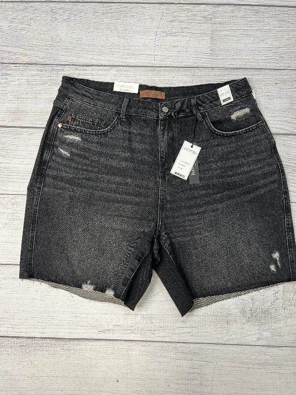 Design And Tailoring Shorts By Judy Blue In Black, Size: 3x