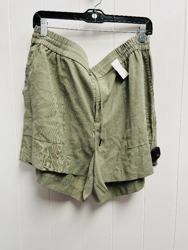Fashion Design Shorts By kersh In Green, Size: Xl