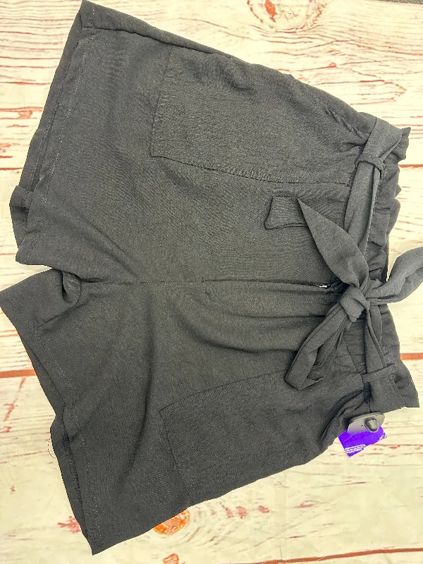 Designer Style Shorts By Love In Black, Size: 2x